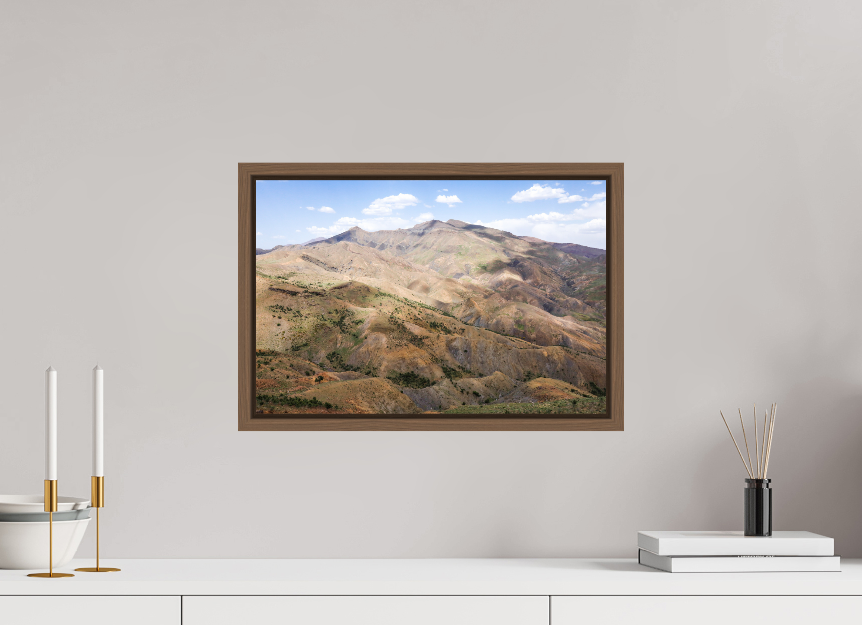 45 x 30 cm, Acrylic glossy 2mm - American case 15mm - walnut Atlas from Marocco