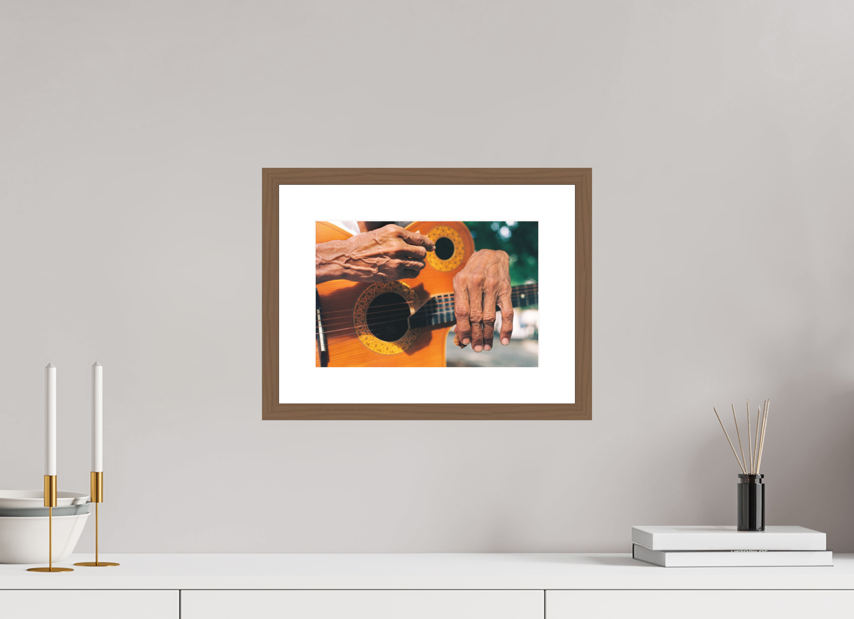30 x 20 cm, Fine Art Print - Infinity Rag Photo 2 - PP 5cm - Walnus Frame 20mm Cuban Street Guitarist