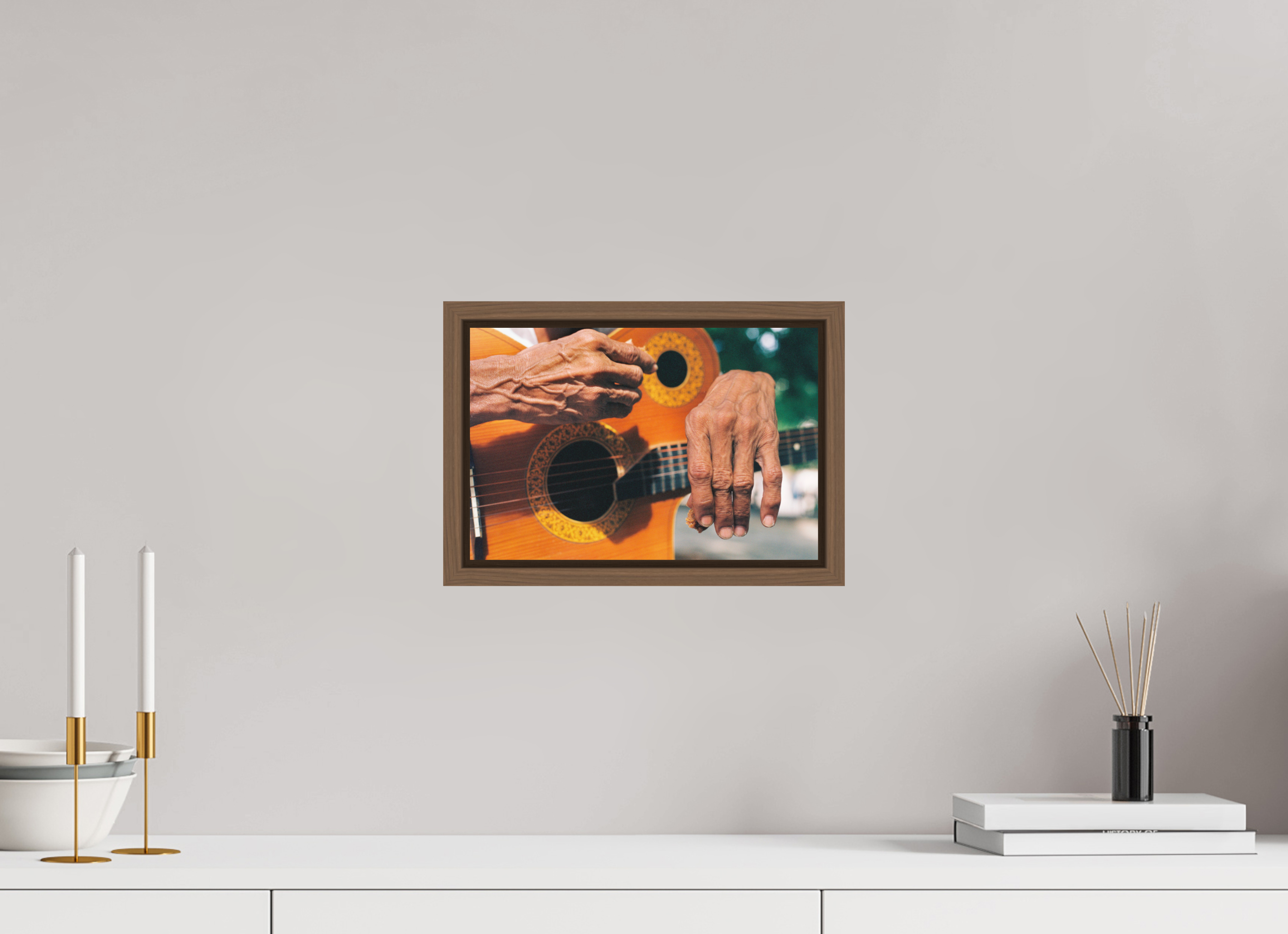 30 x 20 cm, Fine Art Print - Infinity Rag Photo 2 - Ame case 15mm - walnut Cuban Street Guitarist