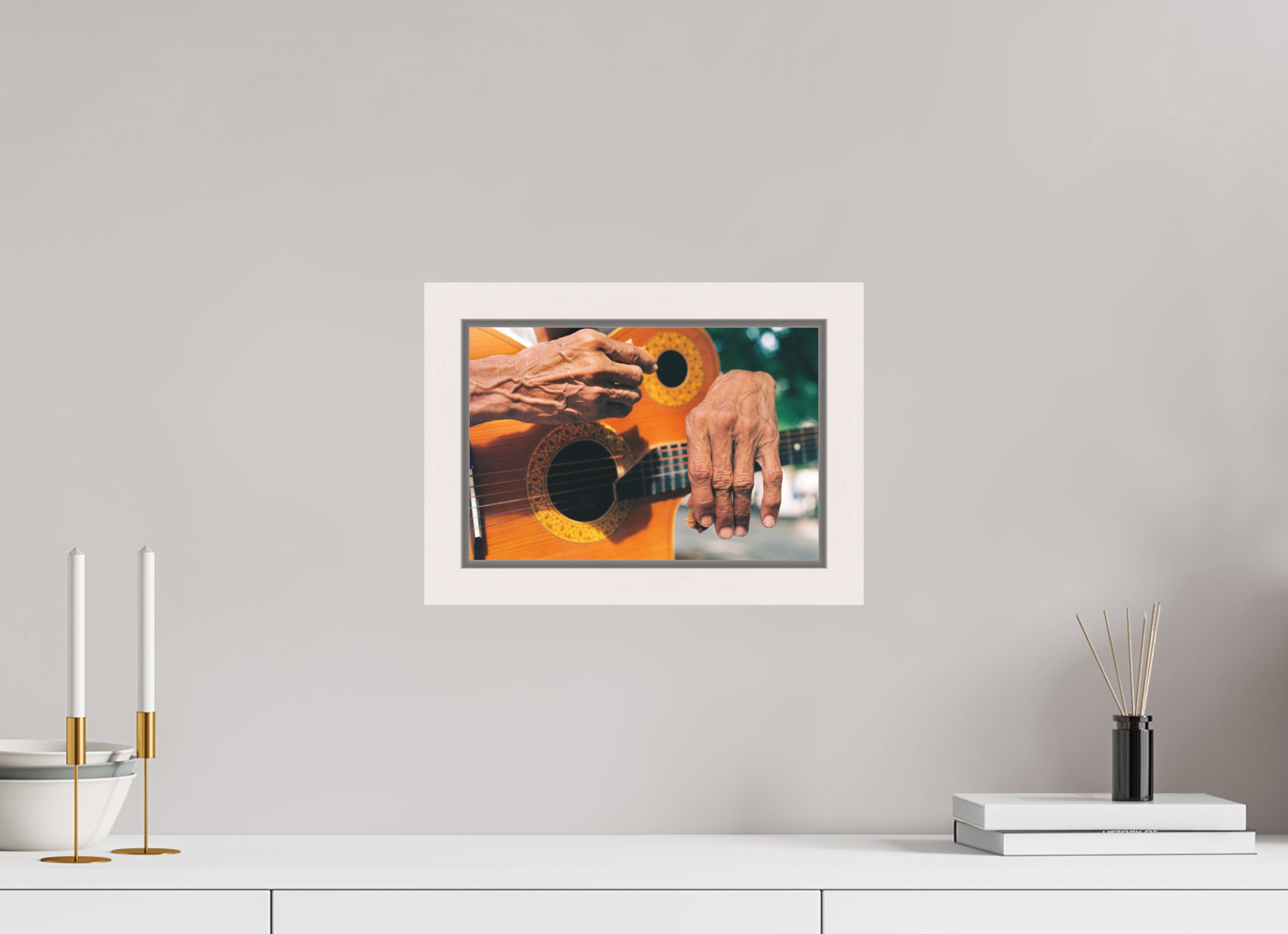 30 x 20 cm, Acrylic matt 2mm - American case 31mm - mapple white Cuban Street Guitarist