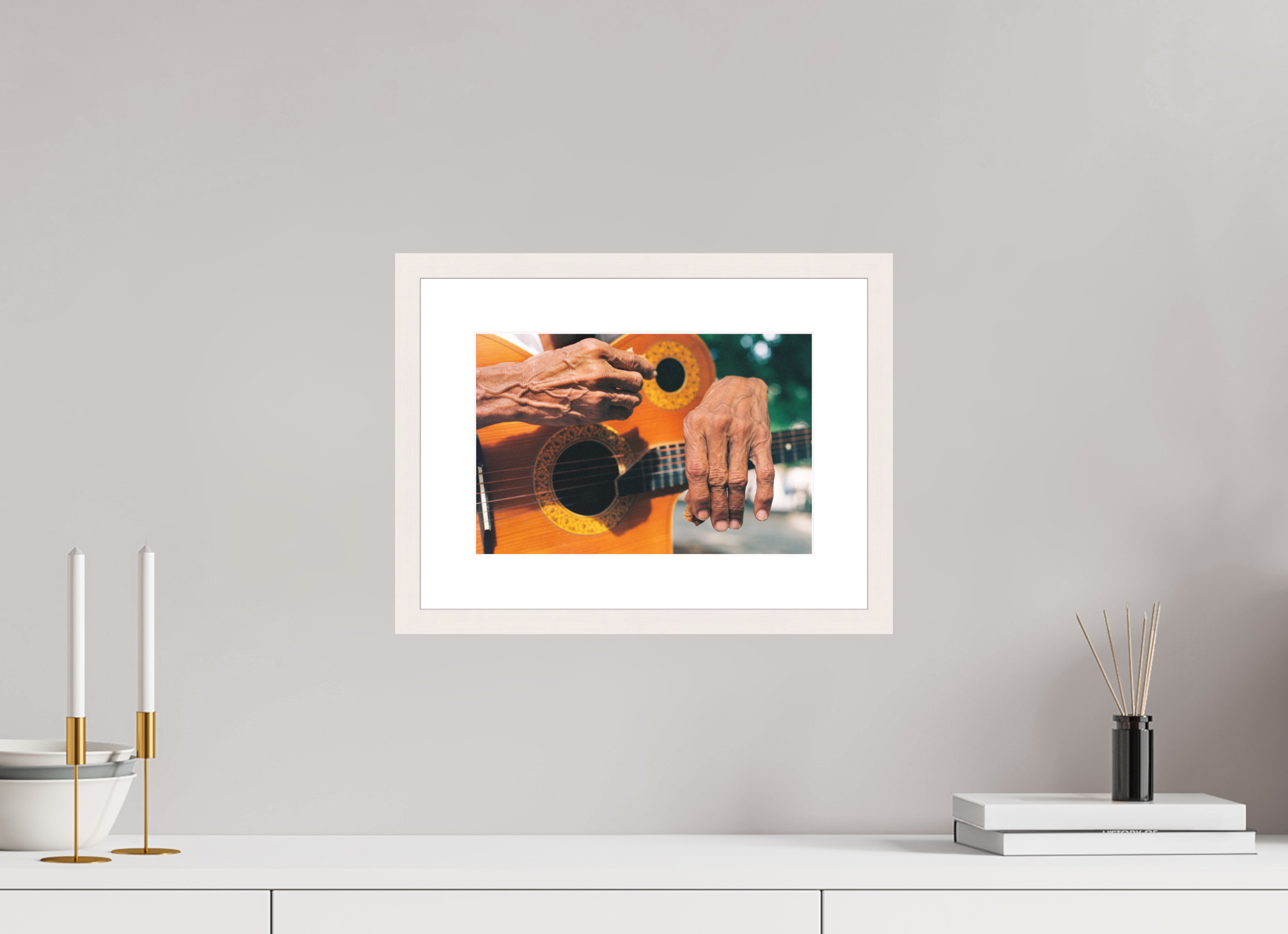 30 x 20 cm, Fine Art Print - Infinity Rag Photo 2 - PP 5cm - Mapple white Frame 20mm Cuban Street Guitarist