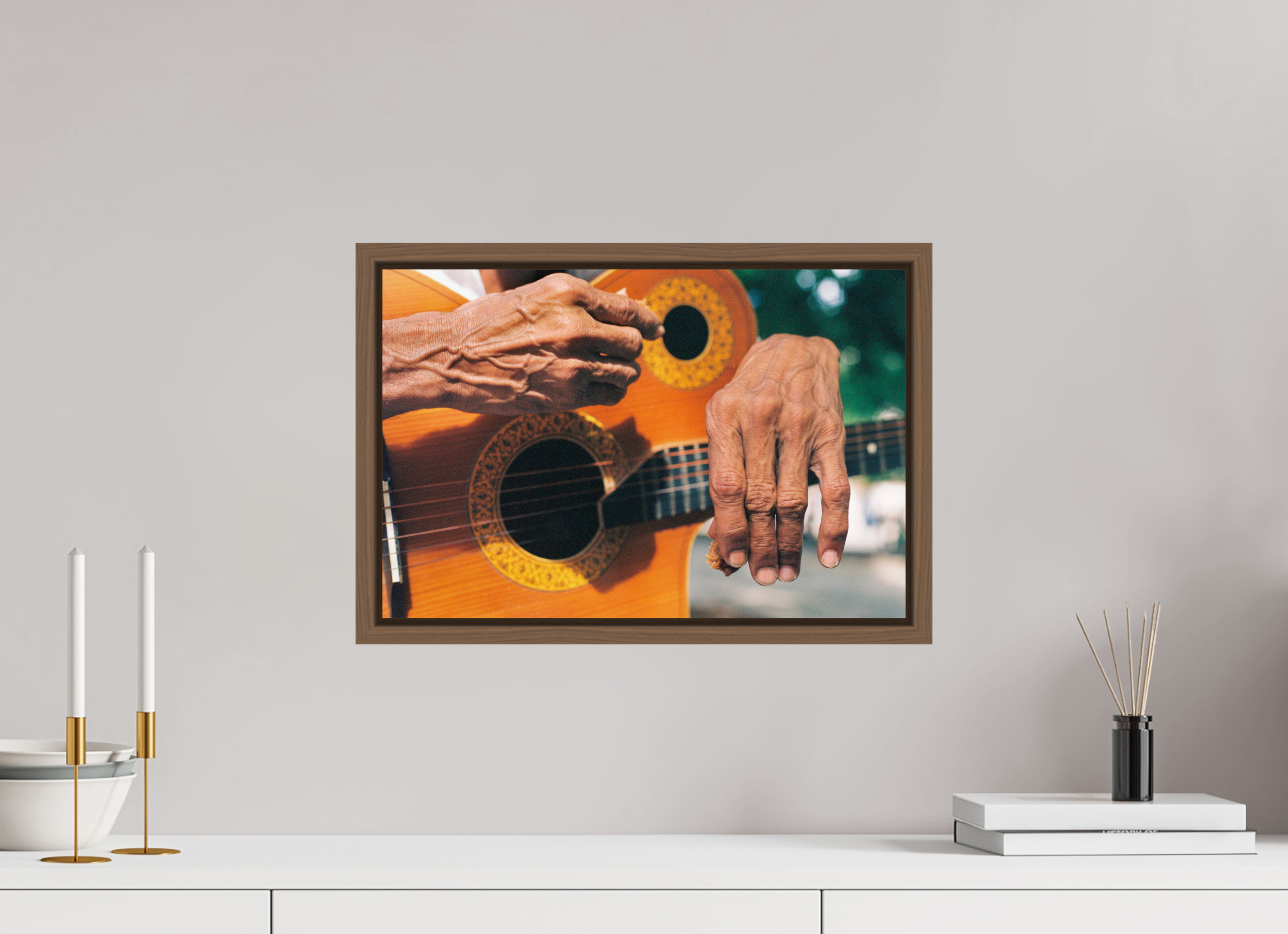 45 x 30 cm, Acrylic glossy 2mm - American case 15mm - walnut Cuban Street Guitarist