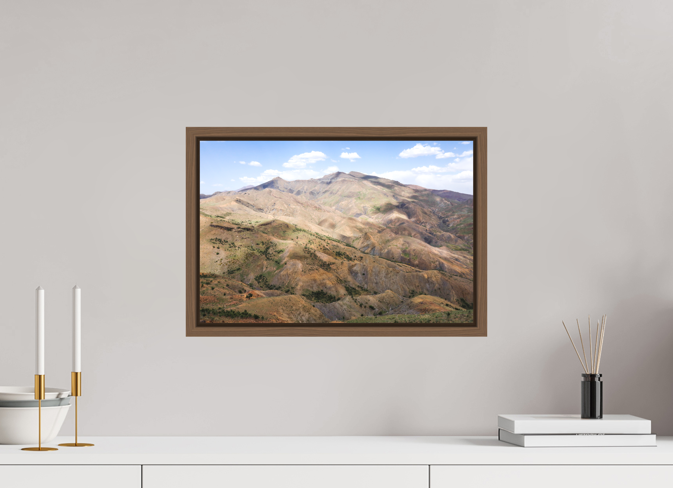 45 x 30 cm, Acrylic matt 2mm - American case 15mm - walnut Atlas from Marocco