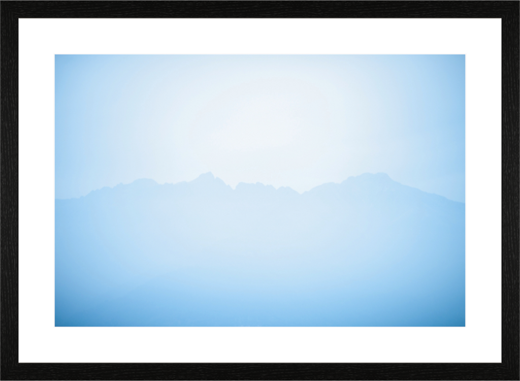 Main image Mountains of Como Lac