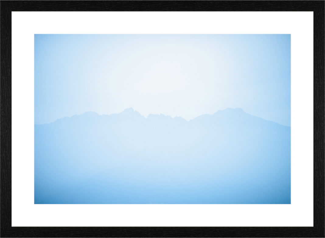 Main image Mountains of Como Lac