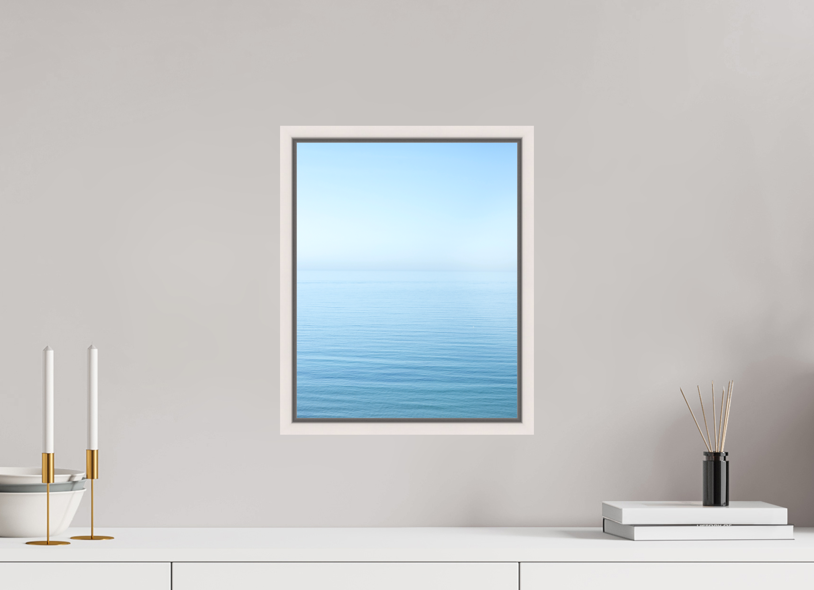 30 x 37,5 cm, Acrylic matt 2mm - American case 15mm - mapple white The sea Manche