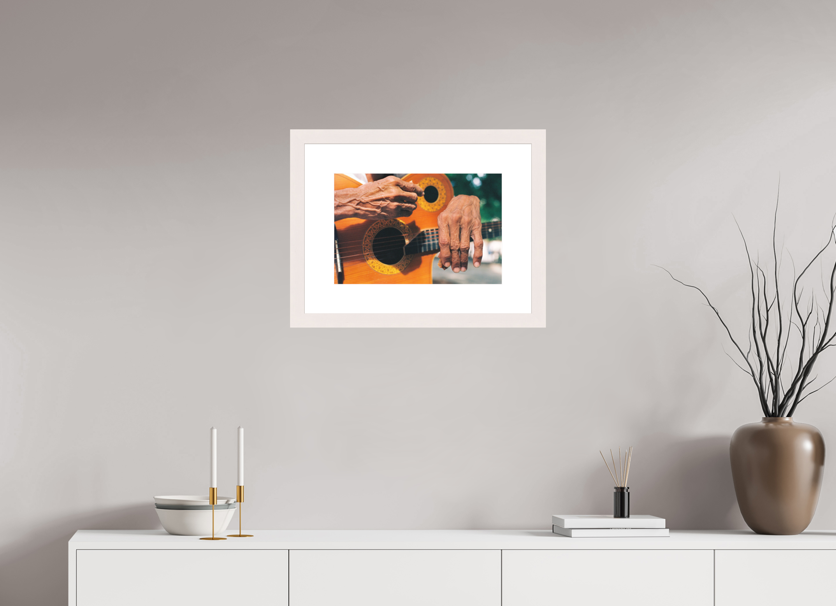 45 x 30 cm, Fine Art Print - Infinity Rag Photo 2 - PP 8cm - Mapple white Frame 40mm Cuban Street Guitarist