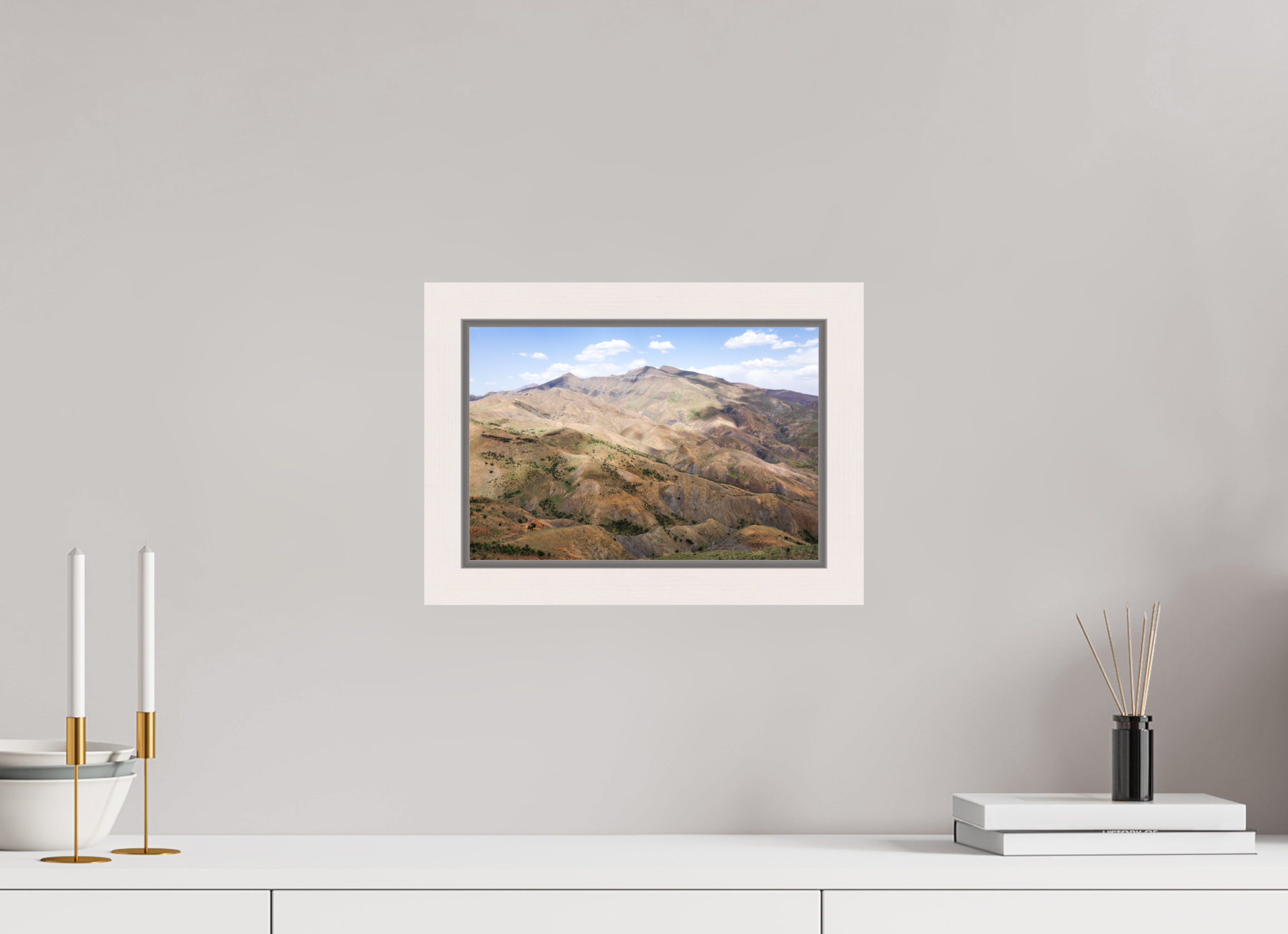 30 x 20 cm, Acrylic glossy 2mm - American case 31mm - mapple white Atlas from Marocco